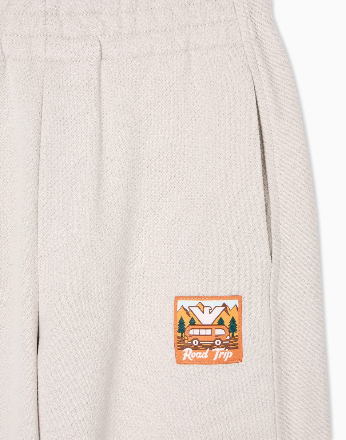 asv-manga-bear-crew-loose-fit-organic-interlock-jersey-bermuda-shorts-beige--emporio-armani