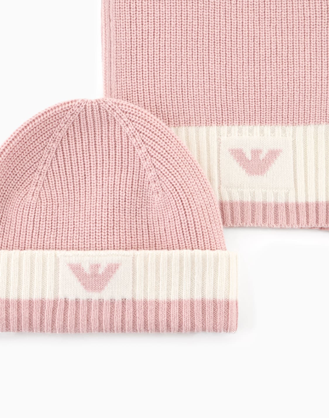 set-berretto-e-sciarpa-in-misto-lana-rosa--emporio-armani