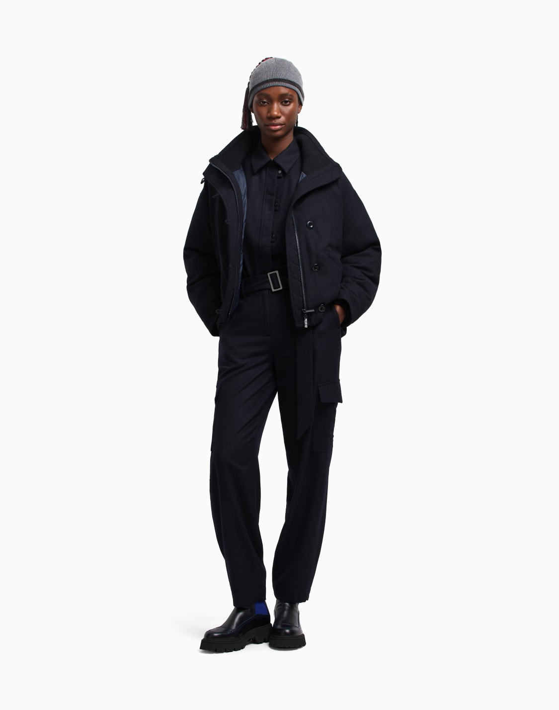 blouson-imbottito-in-panno-di-misto-lana-vergine-capsule-winter-urbanism-blu-navy--emporio-armani