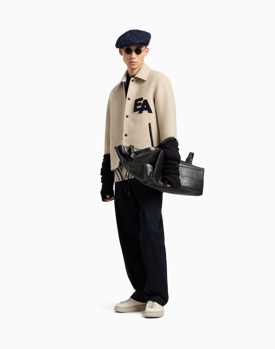 セタ-バジンウルジャカド-幾何学モチフ刺繍ステッチ-ブル--emporio-armani
