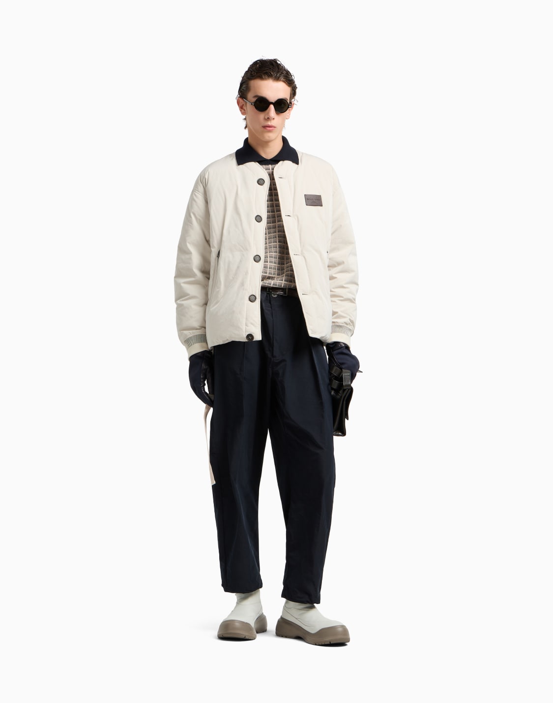 ポロカラセタ-バジンウル-ジャカドパタンモチフ-ベジュ--emporio-armani