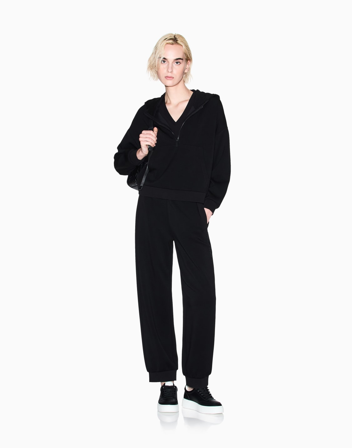 felpa-mezza-zip-con-cappuccio-nero--armani-exchange