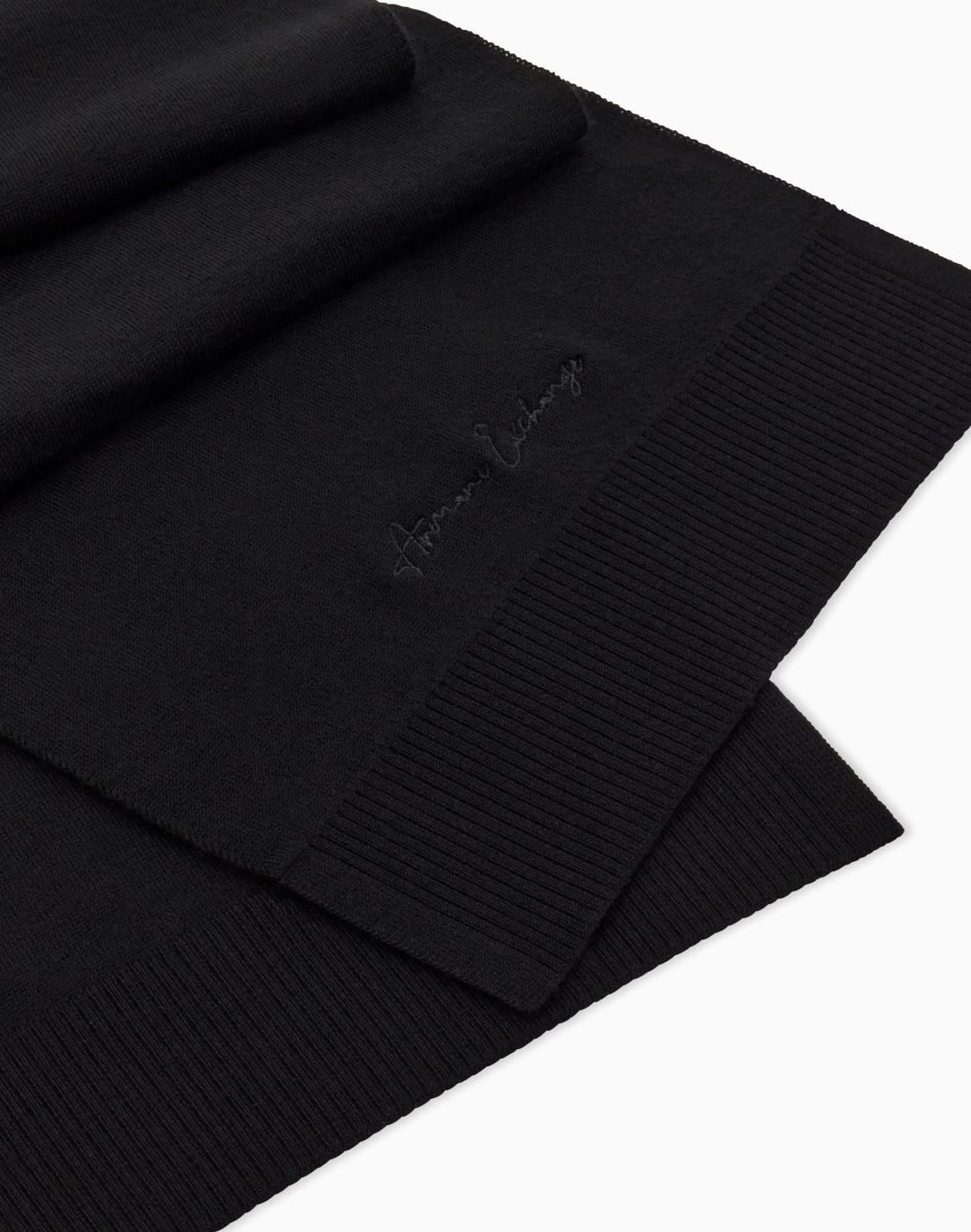 charpes-noir--armani-exchange