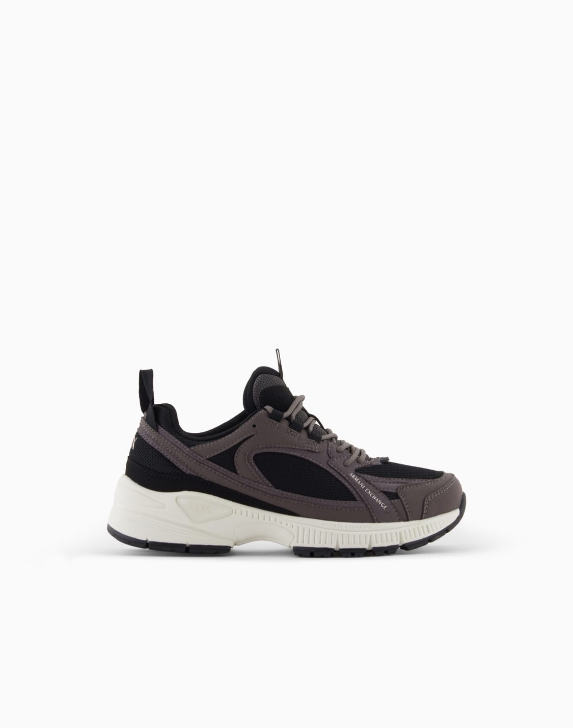 technical-fabric-chunky-sneakers-negro--armani-exchange