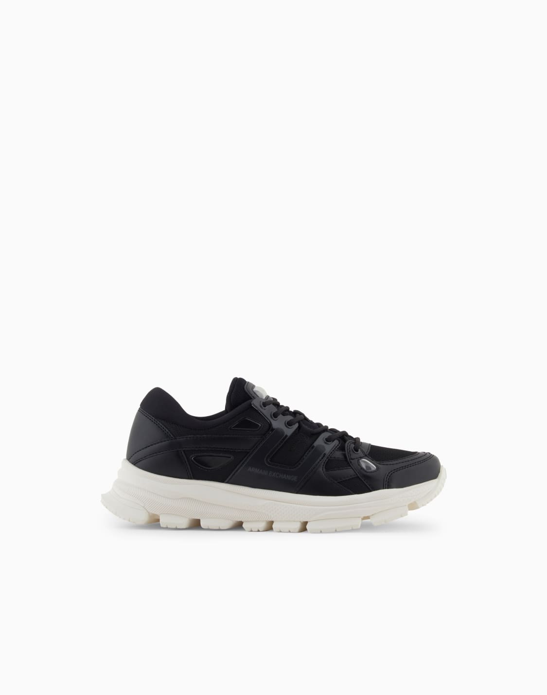 sneakers-noir--armani-exchange