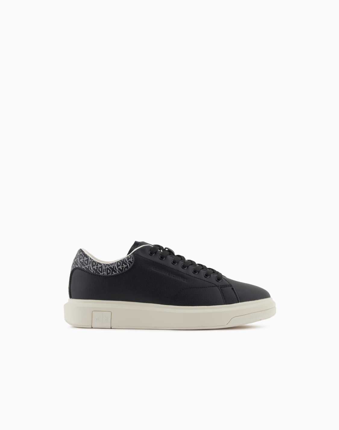 sneakers-white--armani-exchange