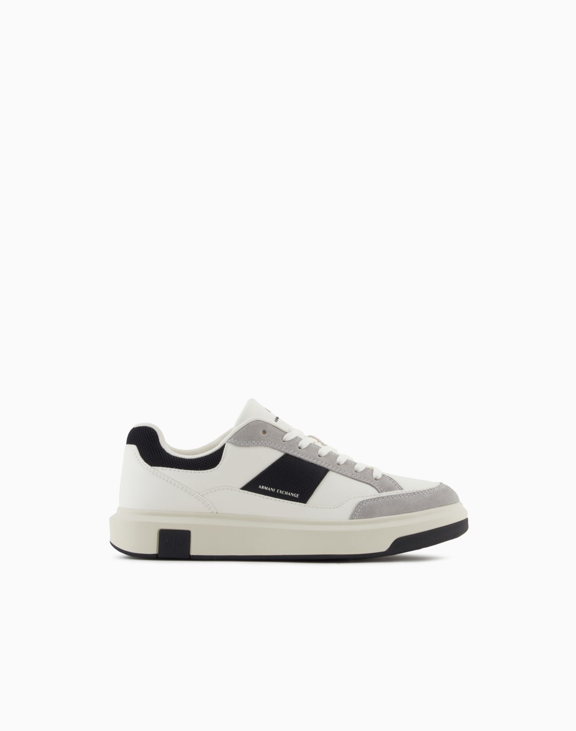sneakers-with-contrasting-inserts-en-dos-tonos--armani-exchange