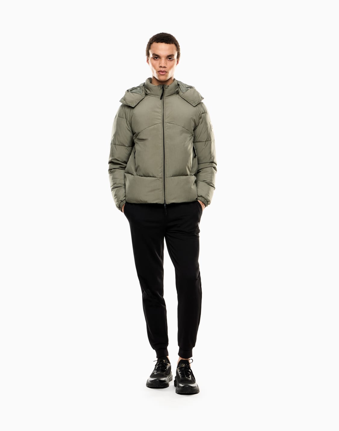 veste-rembourre-capuche-en-nylon-iris-vert--ea7
