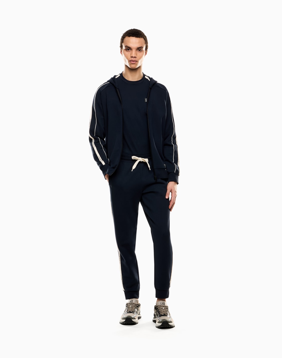 felpa-con-cappuccio-e-zip-logo-series-in-misto-cotone-blu-navy--ea7