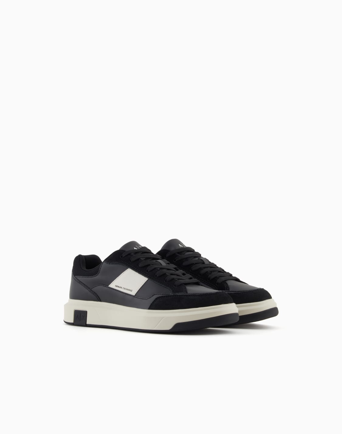baskets-empicements-contrasts-blanc--armani-exchange