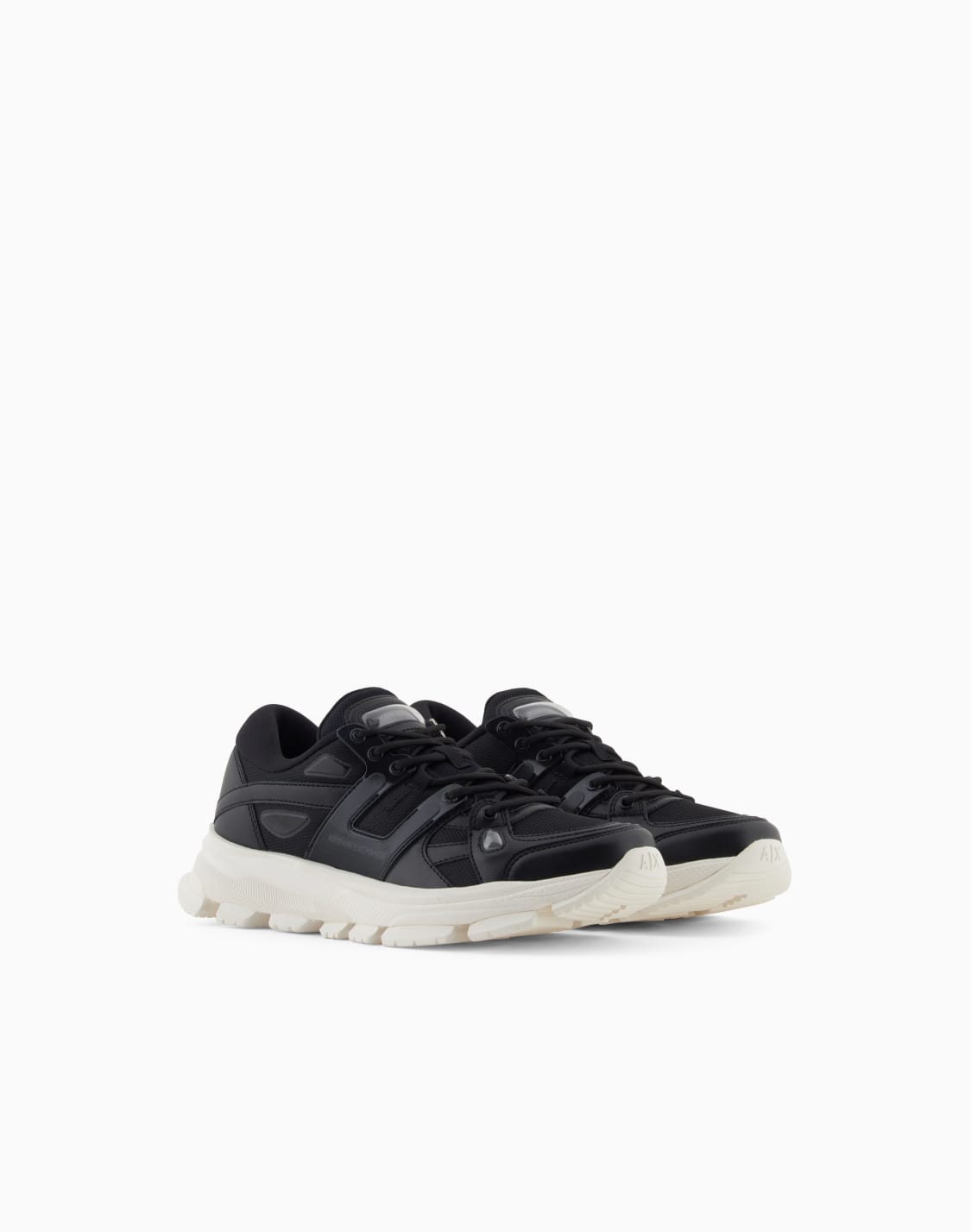 sneakers-noir--armani-exchange