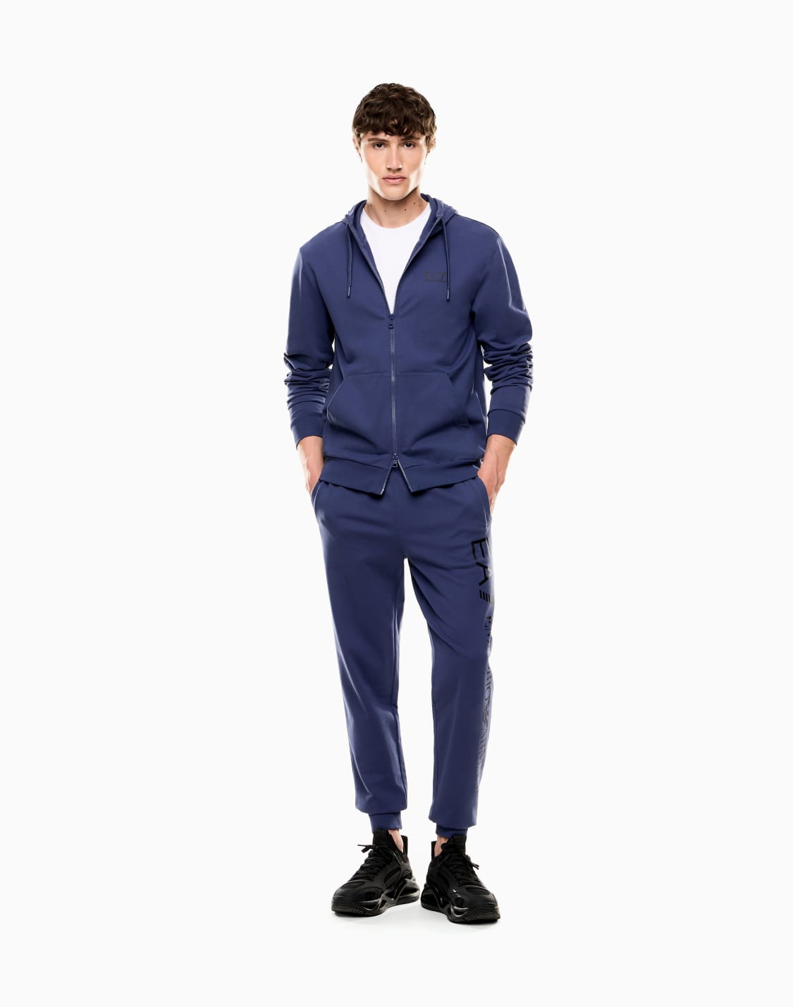 logo-series-cotton-joggers-purple--ea7