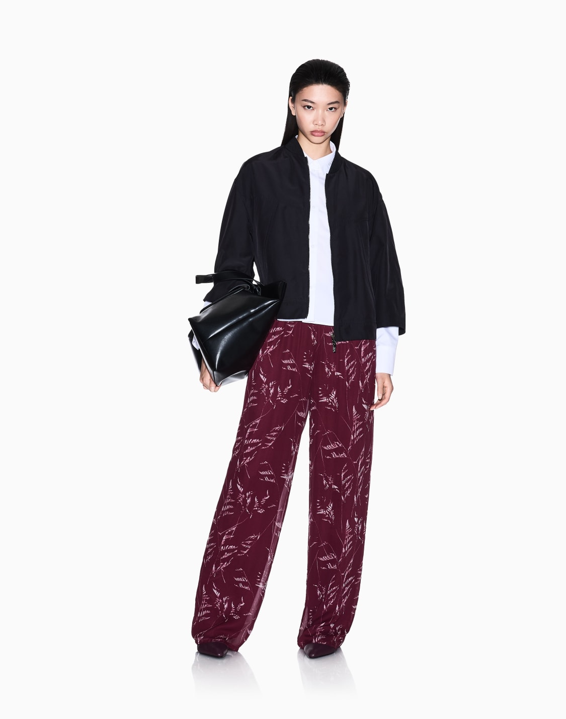 pantaloni-con-pinces-in-chiffon-foliage-fantasia--armani-exchange