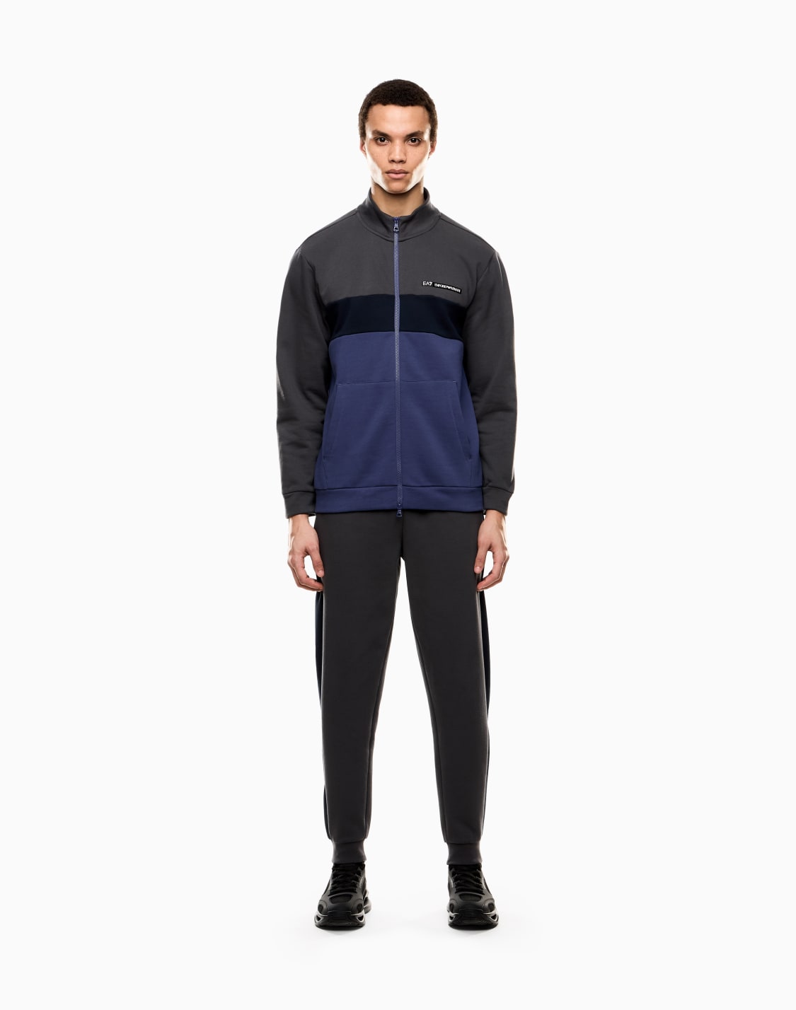 asv-athletic-colour-block-trainingsanzug-einer-bio-baumwollmischung-grau--ea7