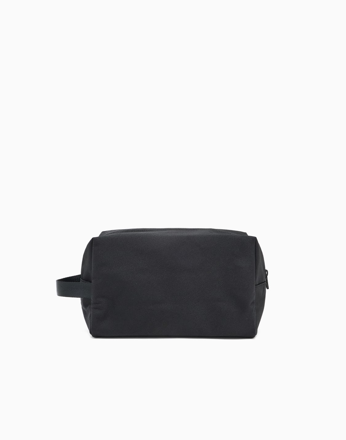 train-core-washbag-with-ea7-logo-black--ea7