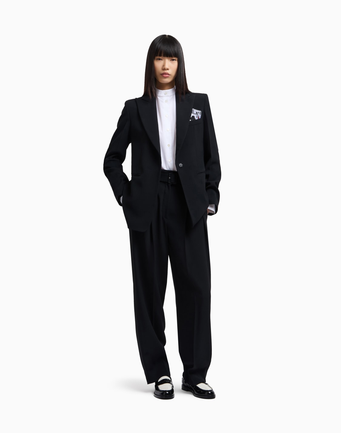 blazer-simple-boutonnage-en-envers-satin-avec-dtail-jeu-de-cartes-noir--emporio-armani