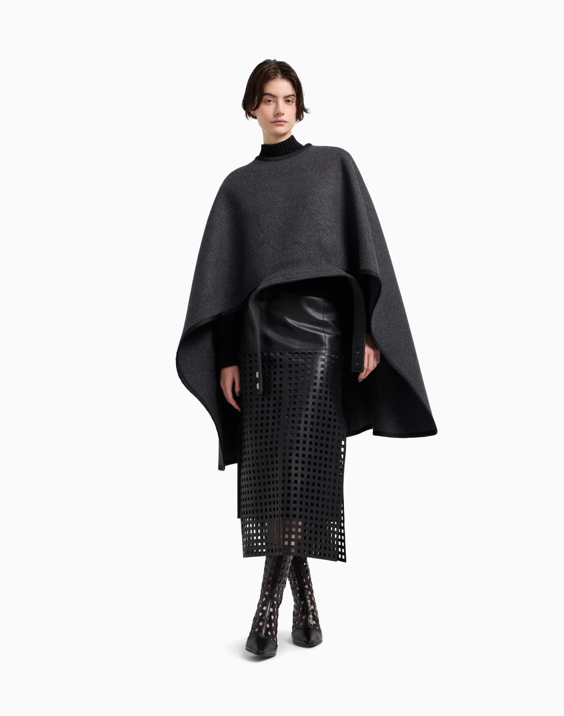 polygon-カプセルコレクション-モックネックセタ-ウル混紡-ブラック--emporio-armani