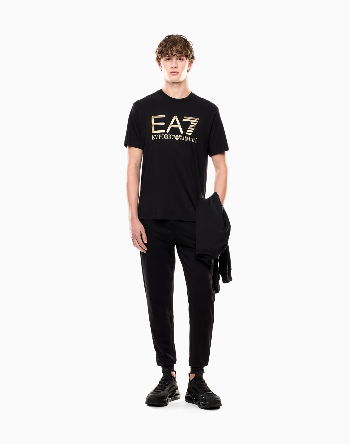 camiseta-de-algodn-con-maxilogotipo-logo-series-negro--ea7