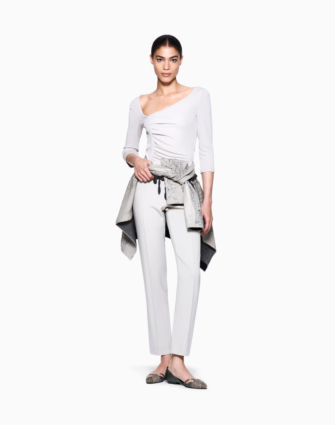 pullover-aus-viskose-jersey-mit-asymmetrischem-ausschnitt-beige--giorgio-armani