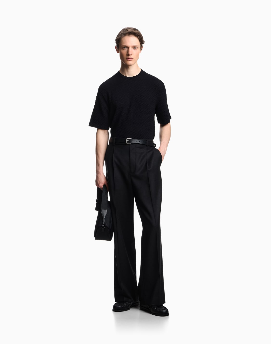 icon-옵-아트-모티프-비스코스-혼방-자카드-저지-점퍼-블랙--emporio-armani