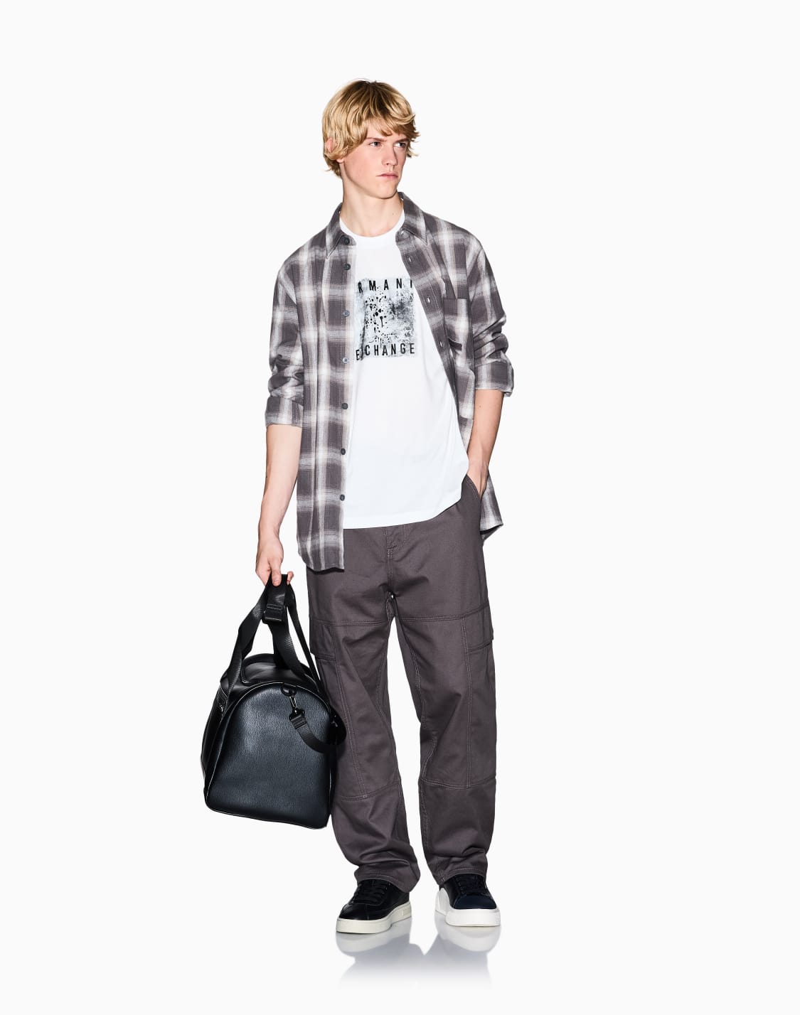 regular-fit-graphic-print-t-shirt-blanco--armani-exchange