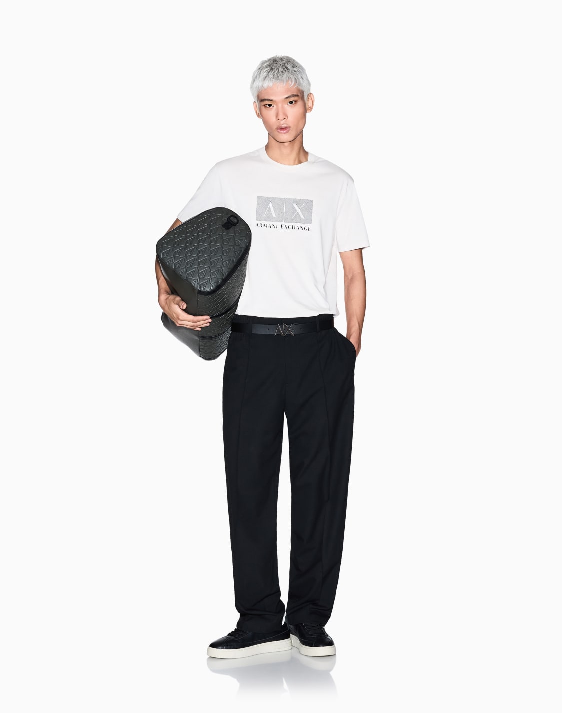 エンブロイダドボックスロゴ-半袖クルネックtシャツ-ホワイト--armani-exchange