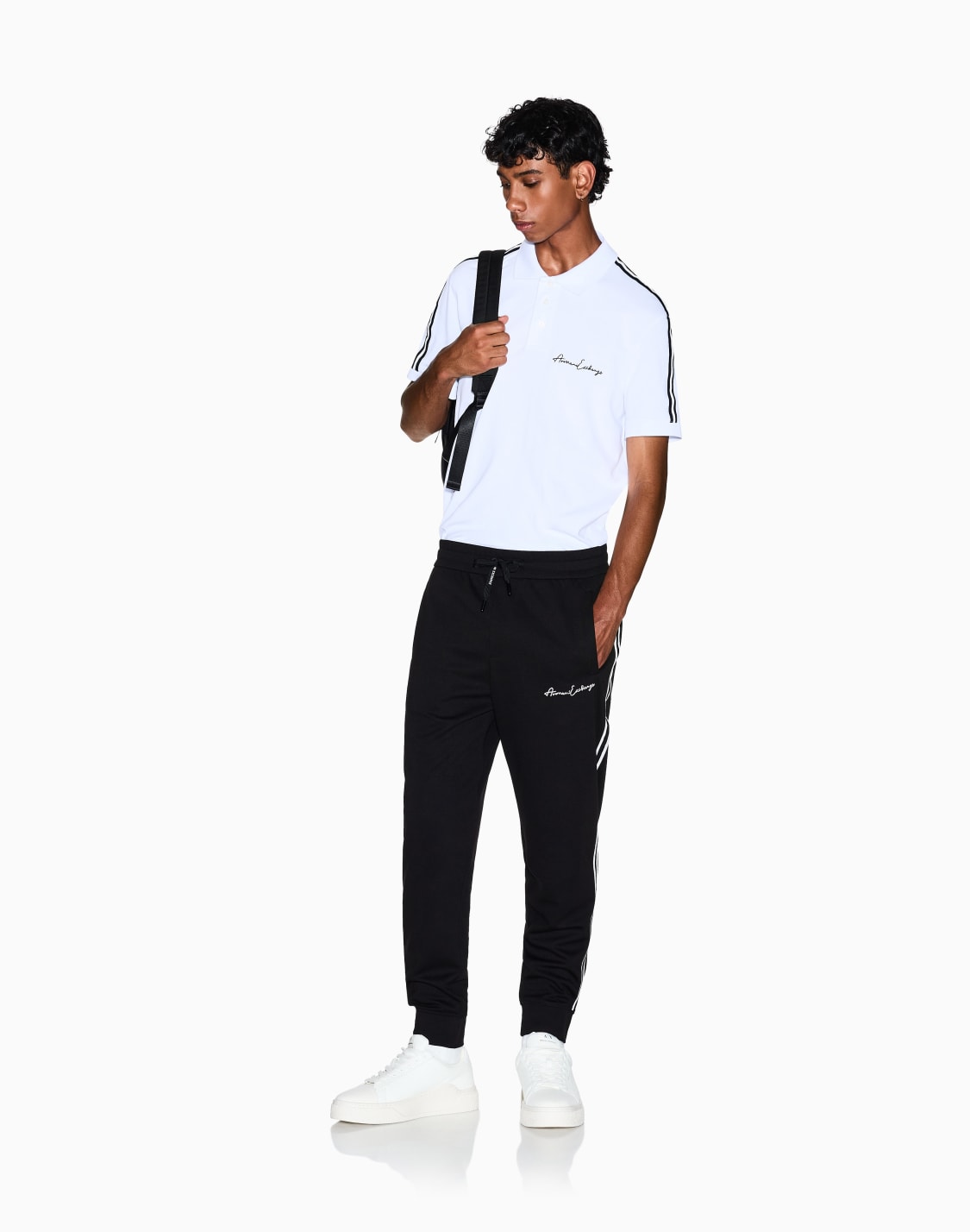 polo-de-corte-regular-con-el-logotipo-de-la-firma-blanco--armani-exchange