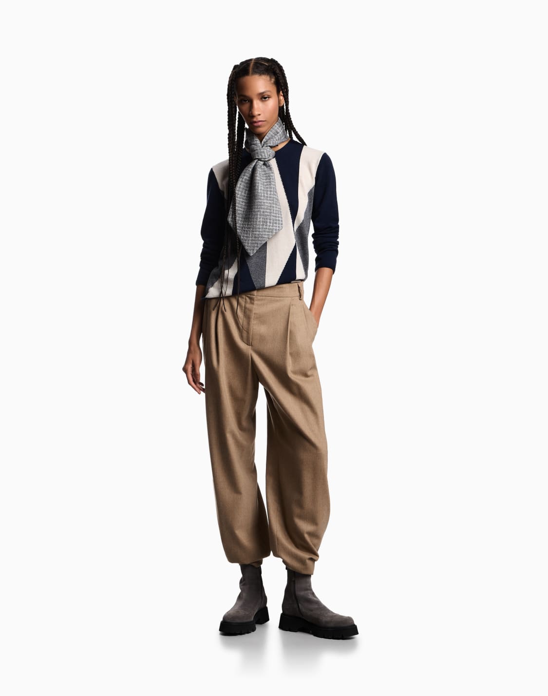 icon-セタ-バジンウル-ダイヤインタシャ-ブル--emporio-armani