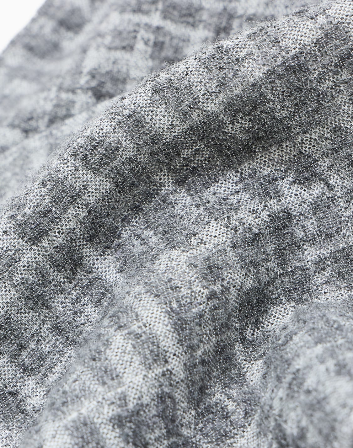 foulard-in-misto-lana-vergine-motivo-check-icon-grigio--emporio-armani