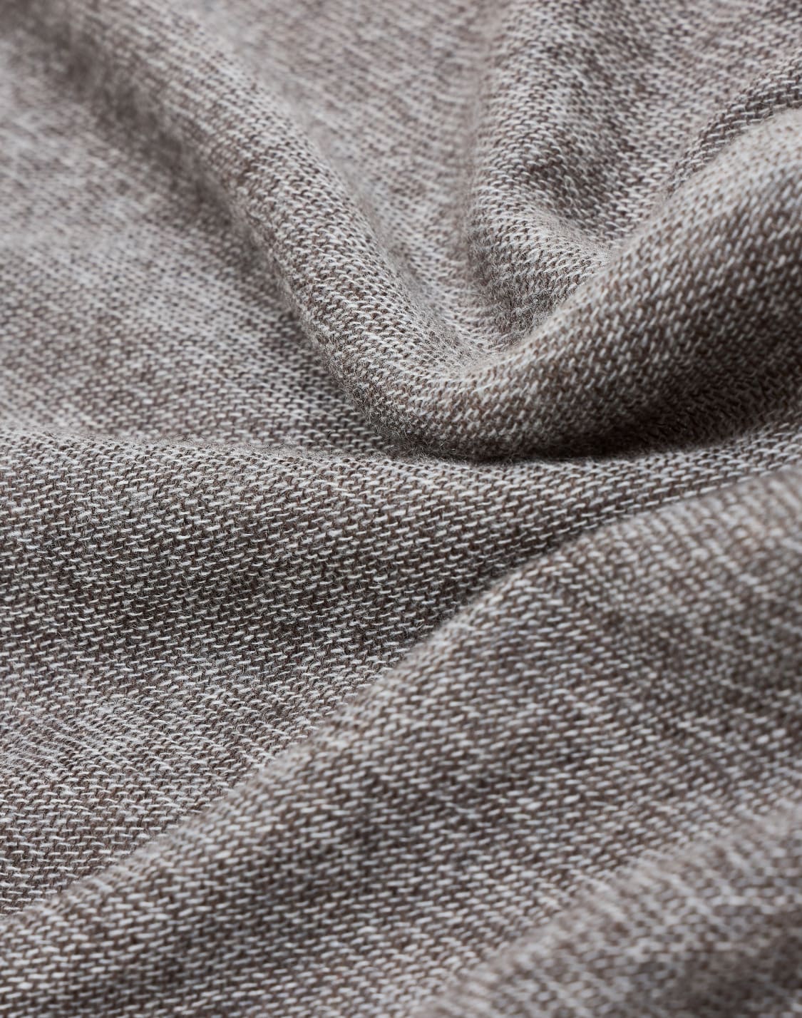 cashmere-scarf-brown--giorgio-armani