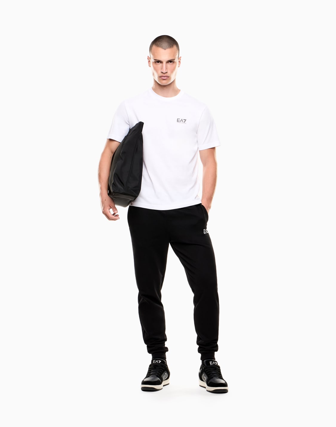 camiseta-de-punto-de-algodn-logo-series-en-dos-tonos--ea7