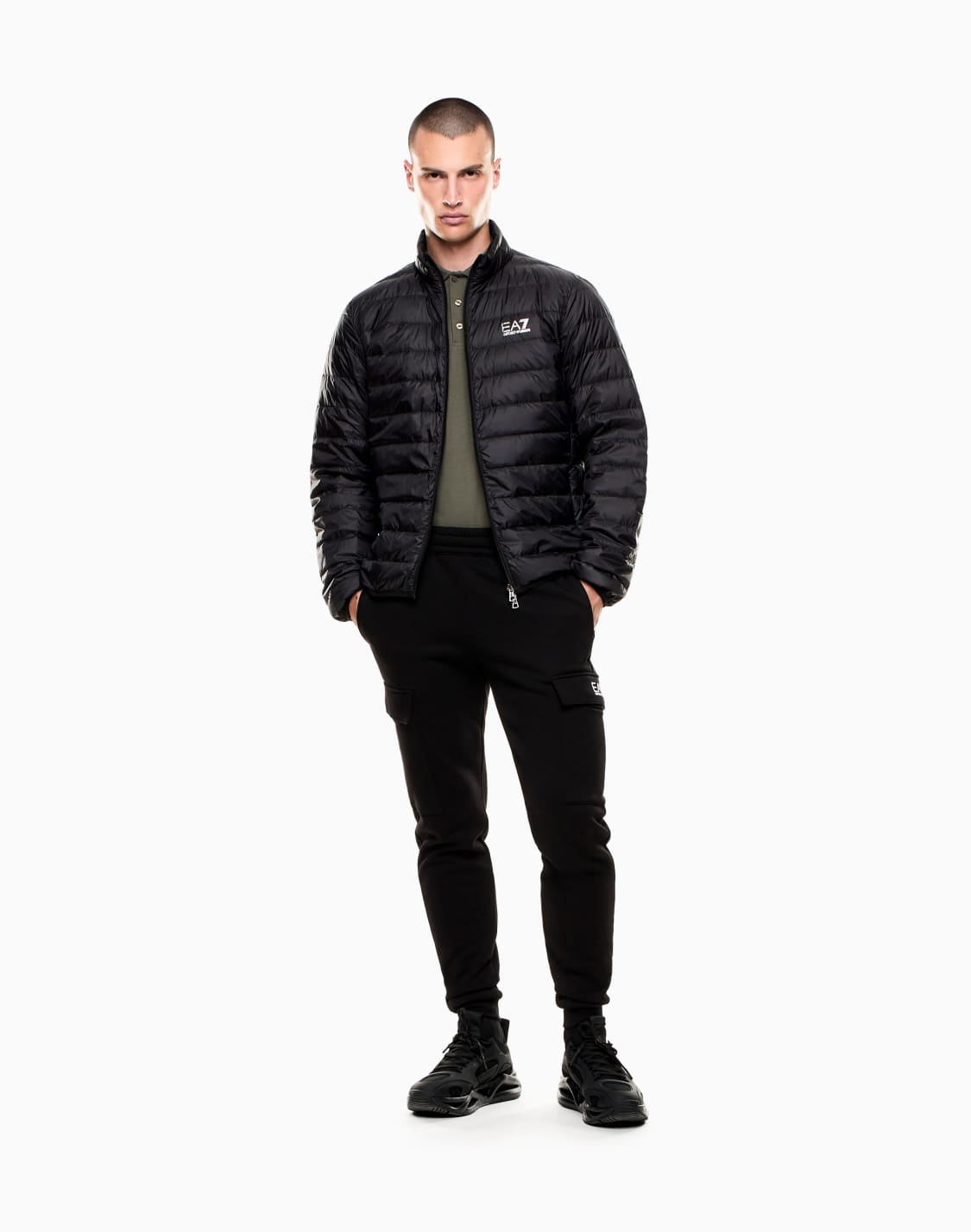 chaqueta-de-plumas-core-identity-plegable-negro--ea7