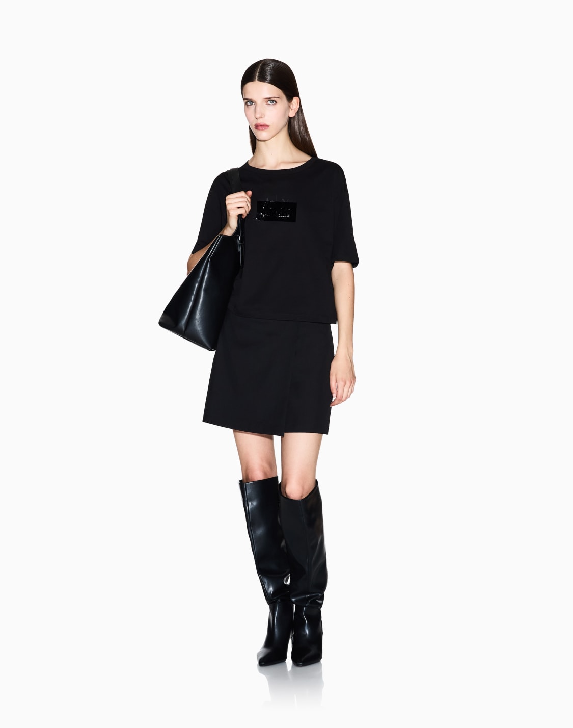 cropped-t-shirts-black--armani-exchange