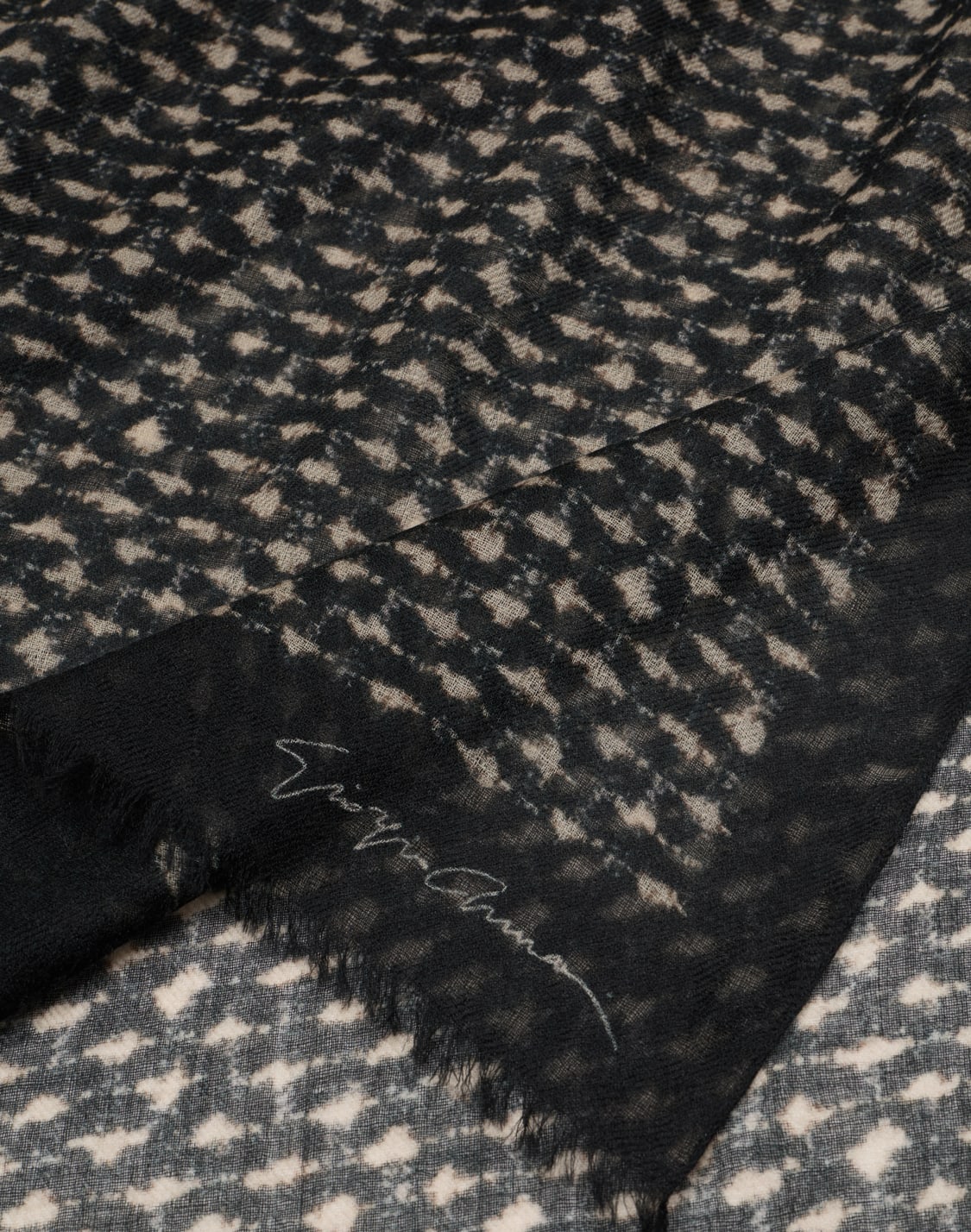 tole-en-cachemire-jacquard-marron--giorgio-armani