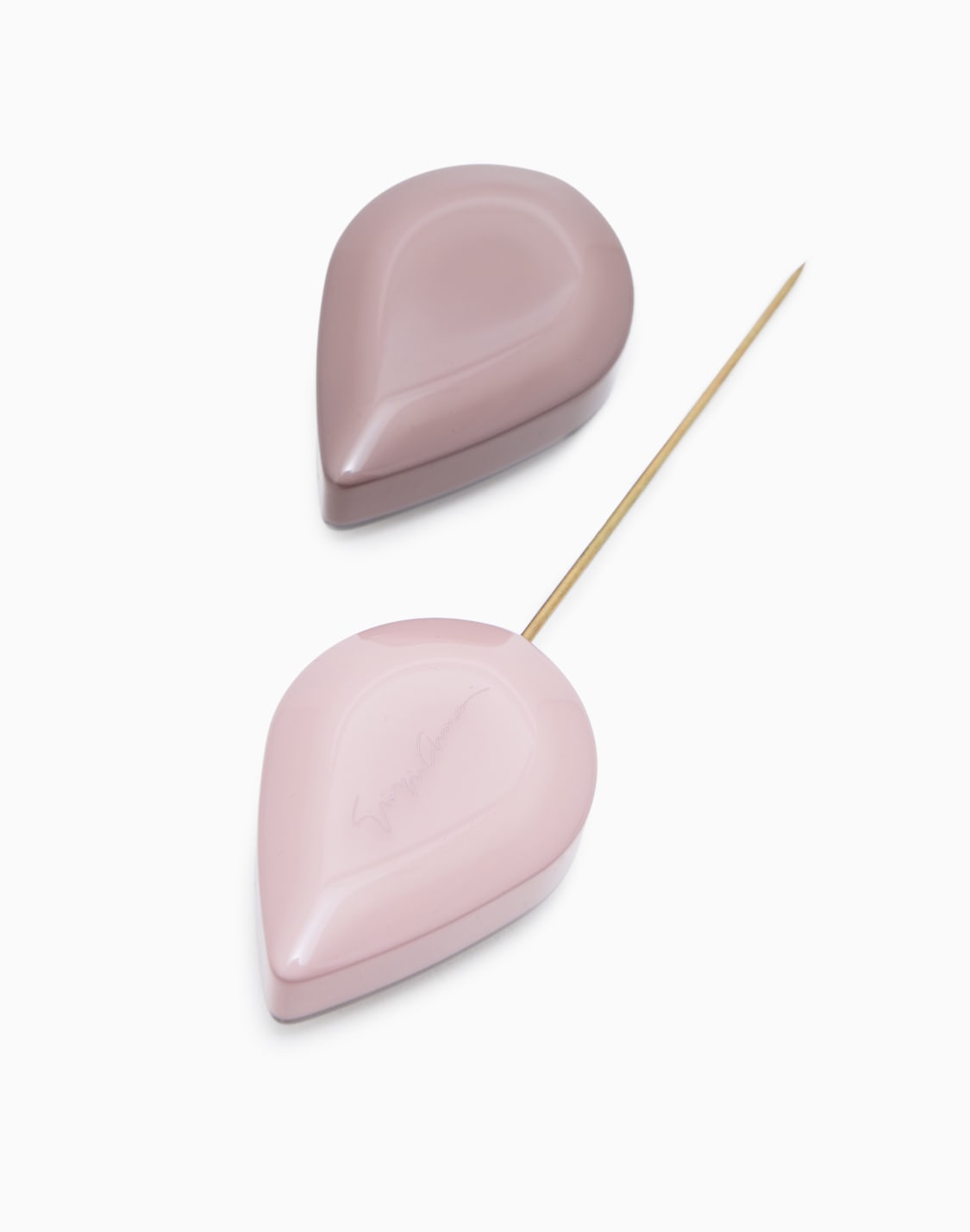 spille-rosa--giorgio-armani