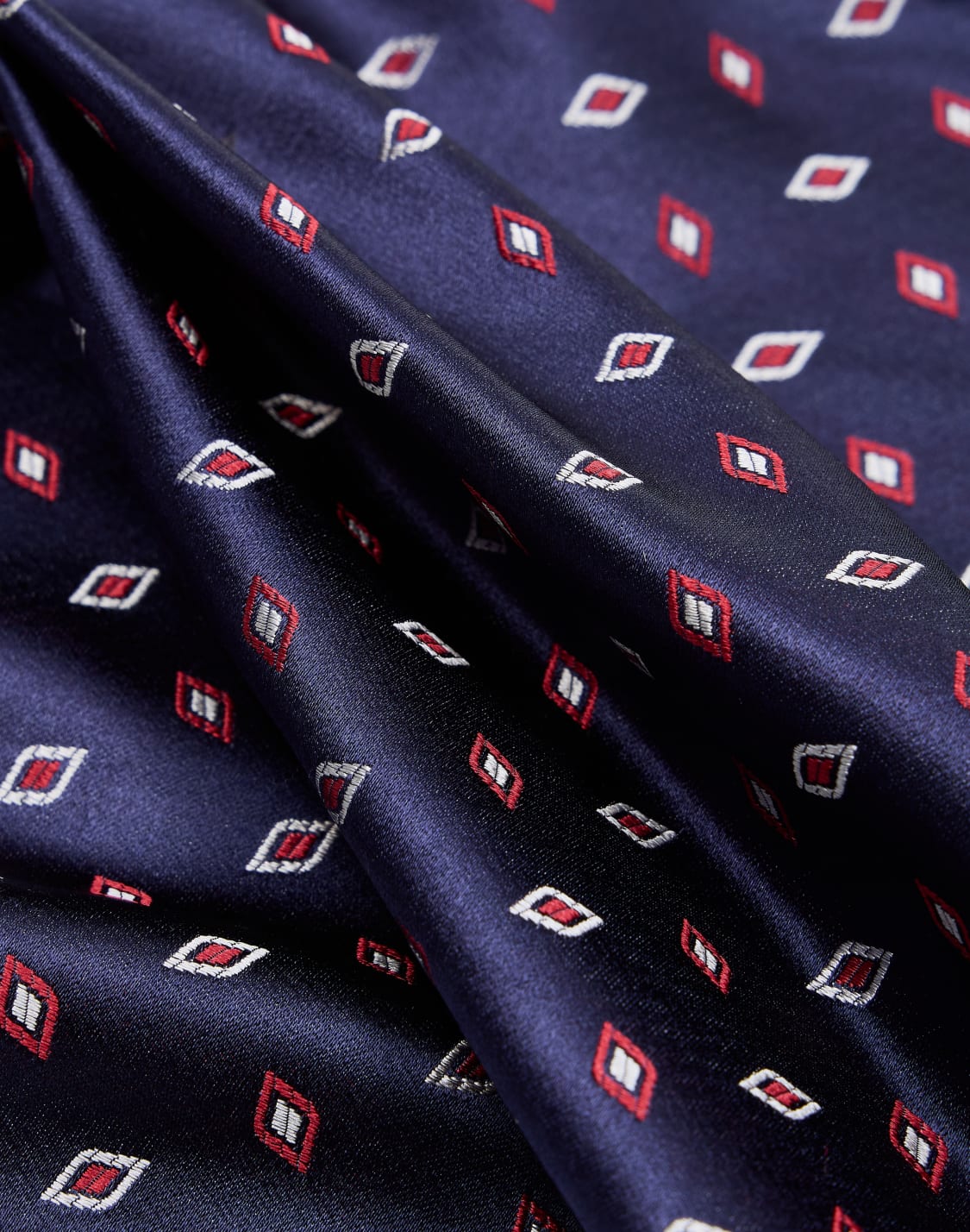 geometric-silk-jacquard-pocket-square-blue--giorgio-armani