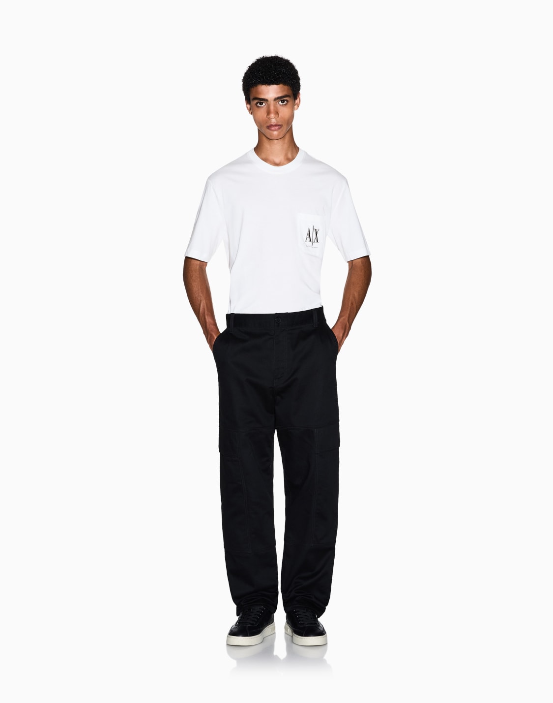 icon-ポケットデザイン-半袖クルネックtシャツ-ホワイト--armani-exchange