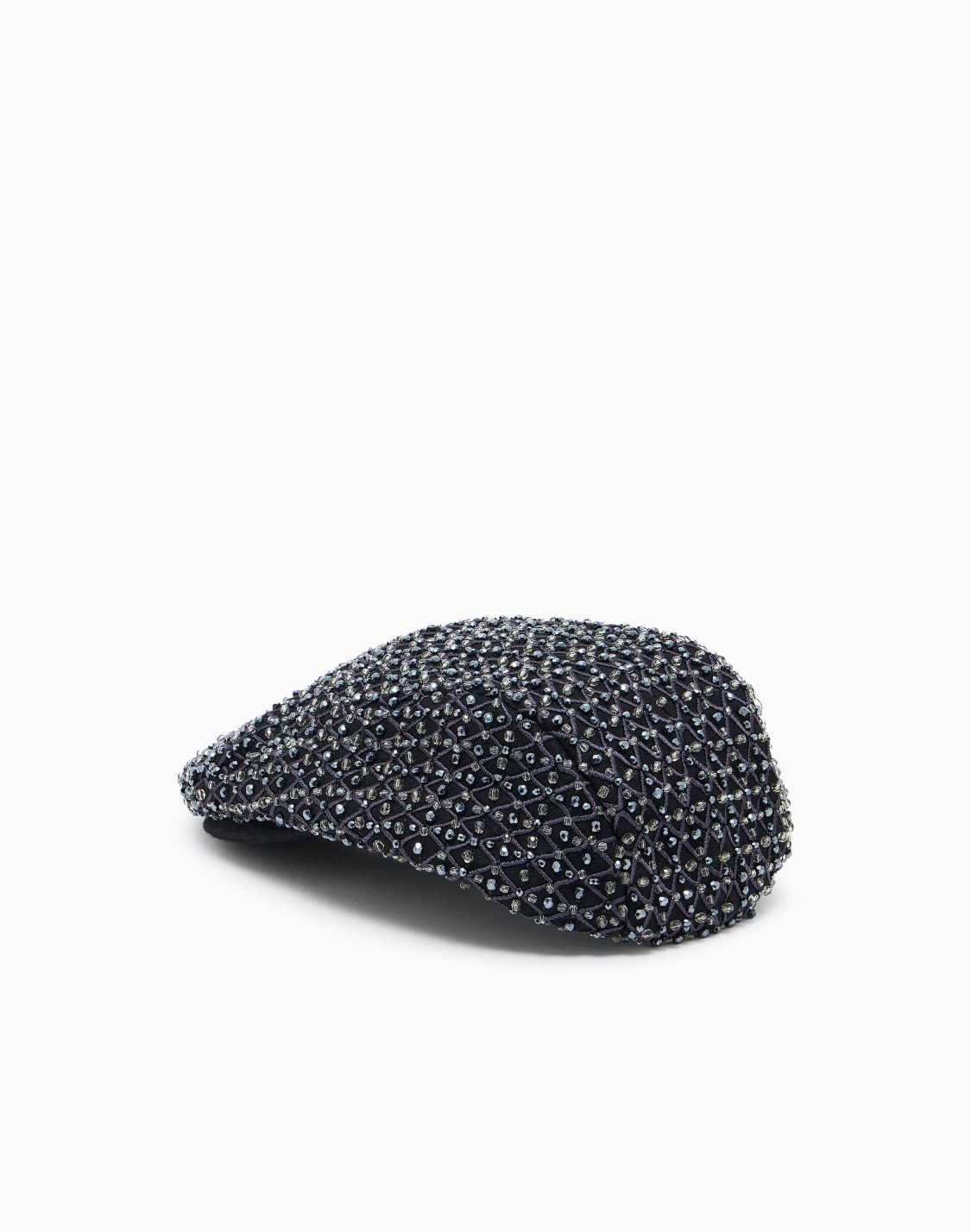 coppola-in-lana-con-ricamo-nero--giorgio-armani