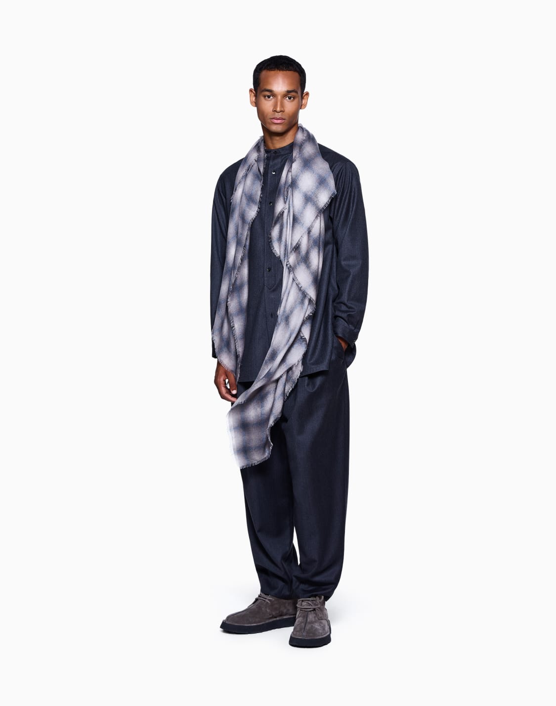 shirt-jacket-in-micro-chevron-virgin-wool-grey--giorgio-armani
