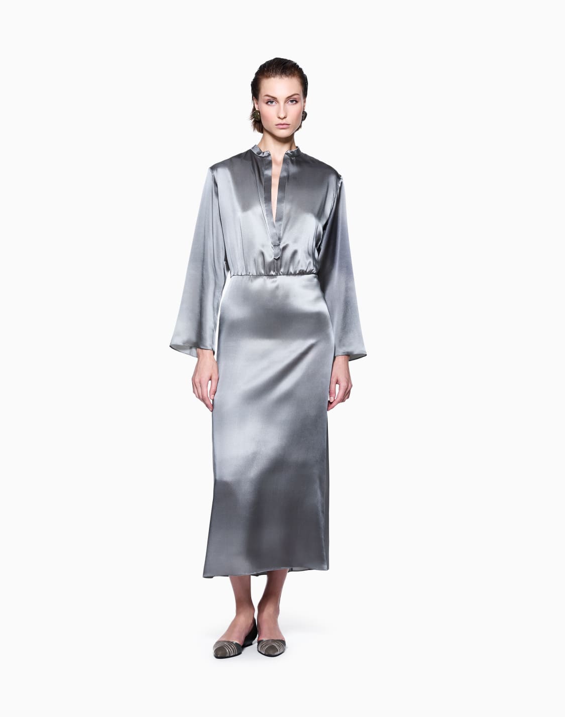 midikleid-aus-dreilagigem-seiden-georgette-beige--giorgio-armani