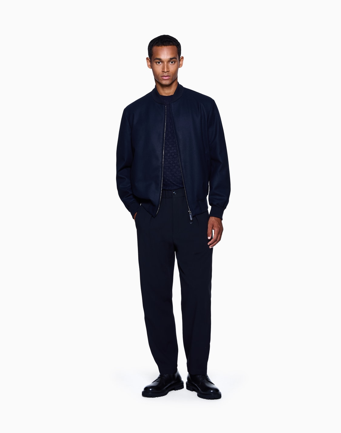 short-sleeved-crew-neck-jumper-in-cashmere-and-silk-blue--giorgio-armani