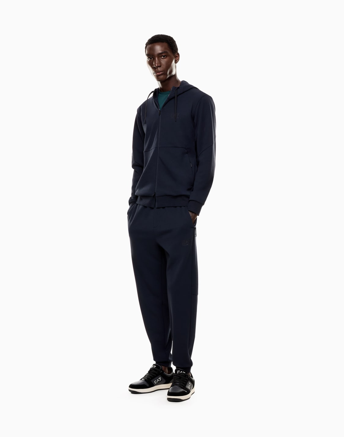 dynamic-athlete-hooded-sweatshirt-in-natural-ventus7-technical-fabric-navy-blue--ea7