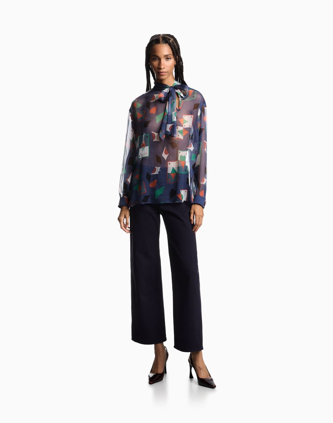 j33-mid-rise-cropped-wide-leg-jeans-in-garment-dyed-stretch-drill-navy-blue--emporio-armani