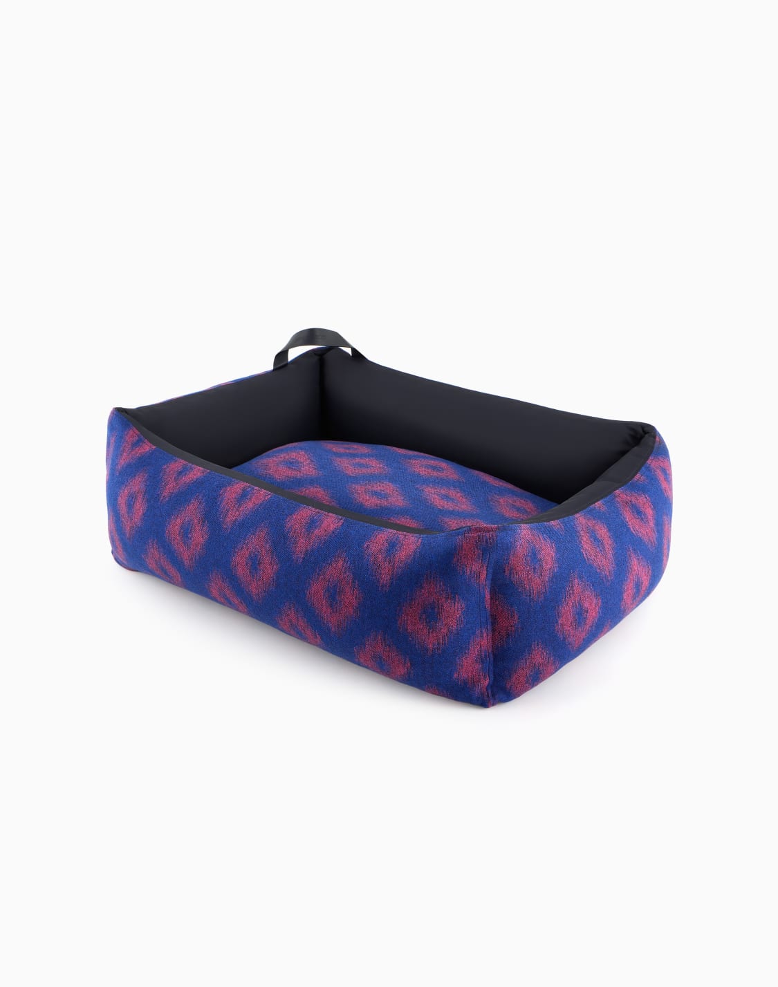 poldo-x-giorgio-armani-dog-bed-in-pinstriped-virgin-wool-patterned--giorgio-armani
