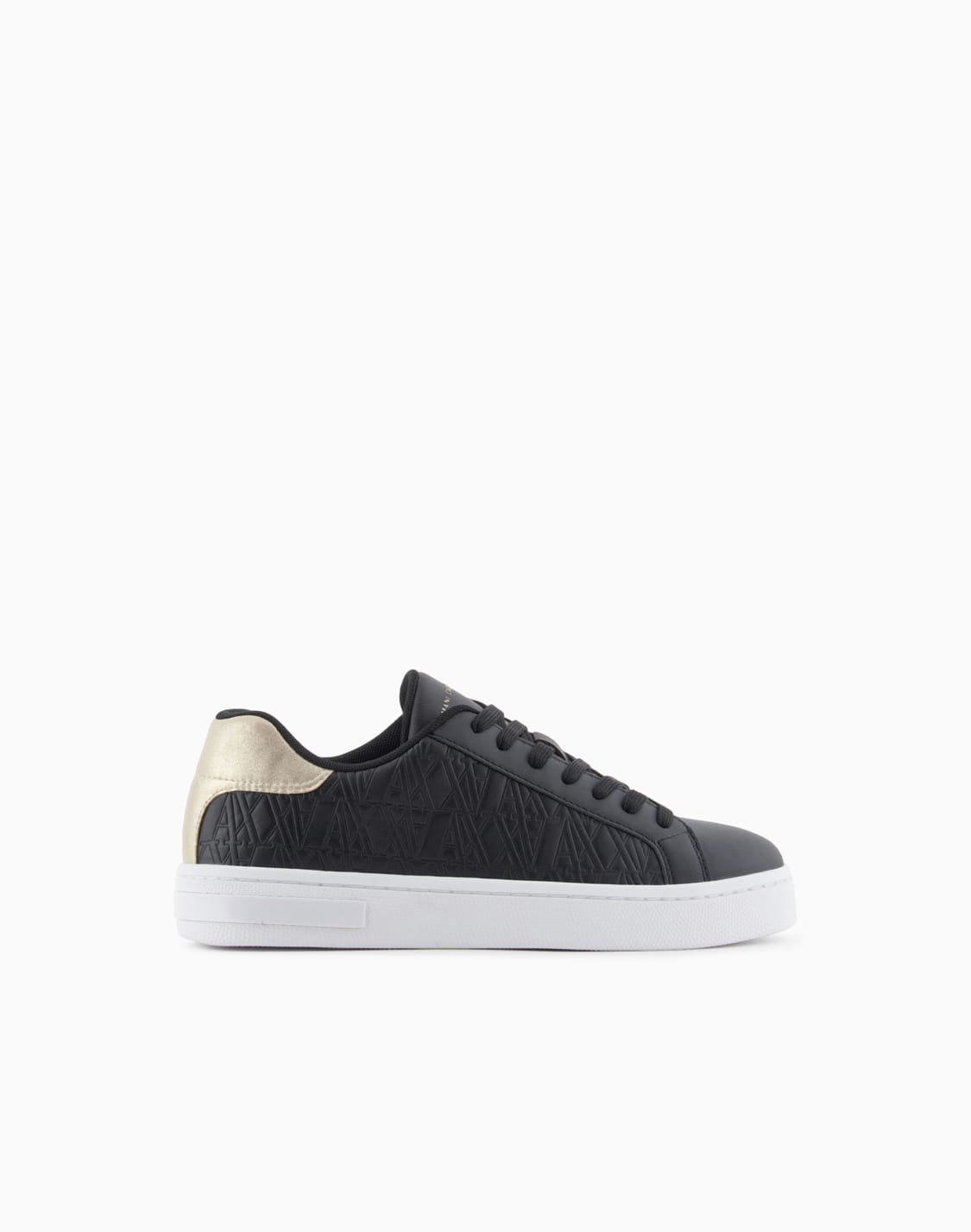 zapatillas-con-logo-bordado-tono-sobre-tono-y-detalle-metlico-negro--armani-exchange