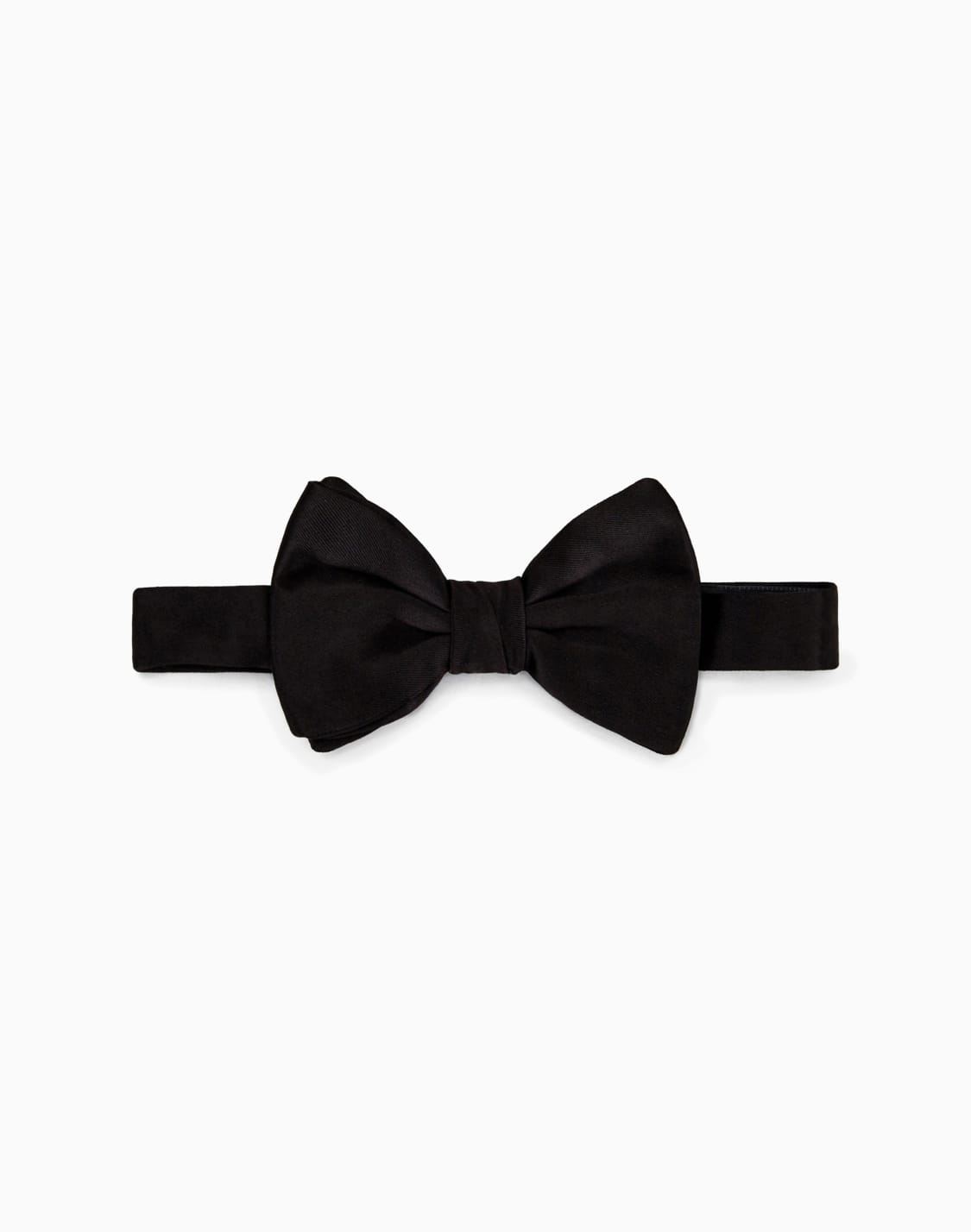 pure-silk-knotted-bow-tie-black--giorgio-armani