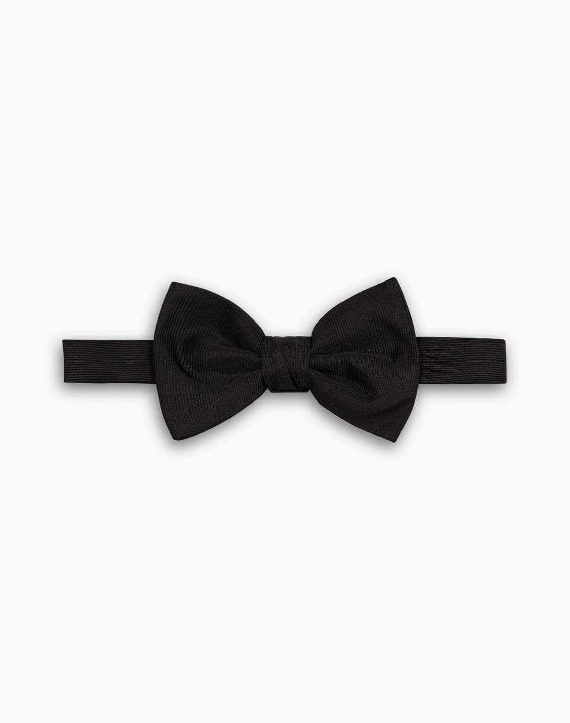 pure-silk-knotted-bow-tie-black--giorgio-armani