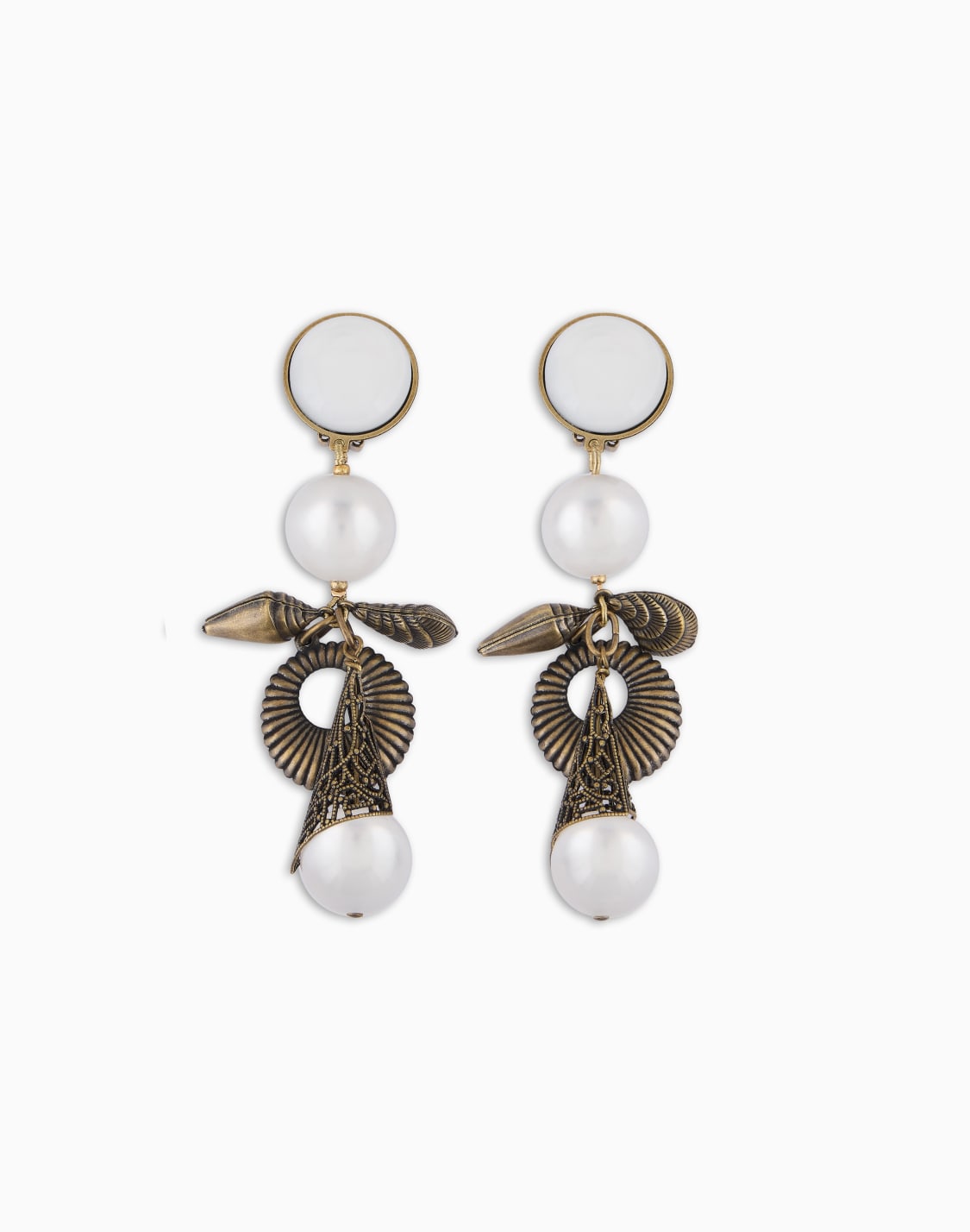 boucles-doreilles-pendantes-en-rsine-et-laiton-blanc--giorgio-armani