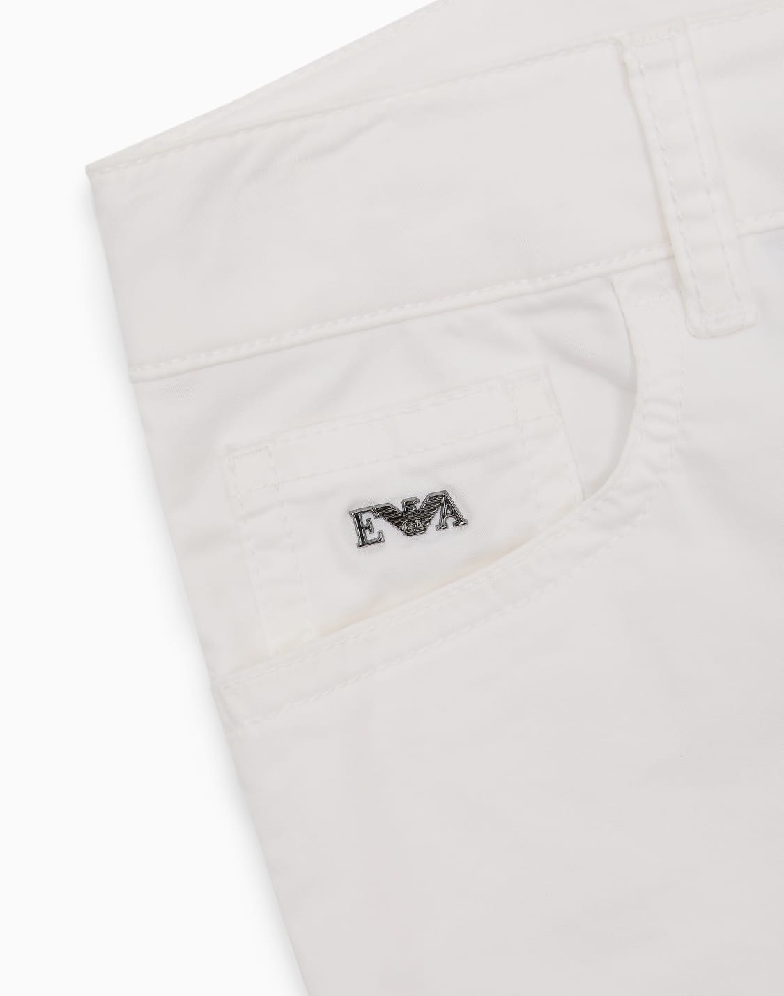 bermuda-cinq-poches-en-coton-blanc--emporio-armani