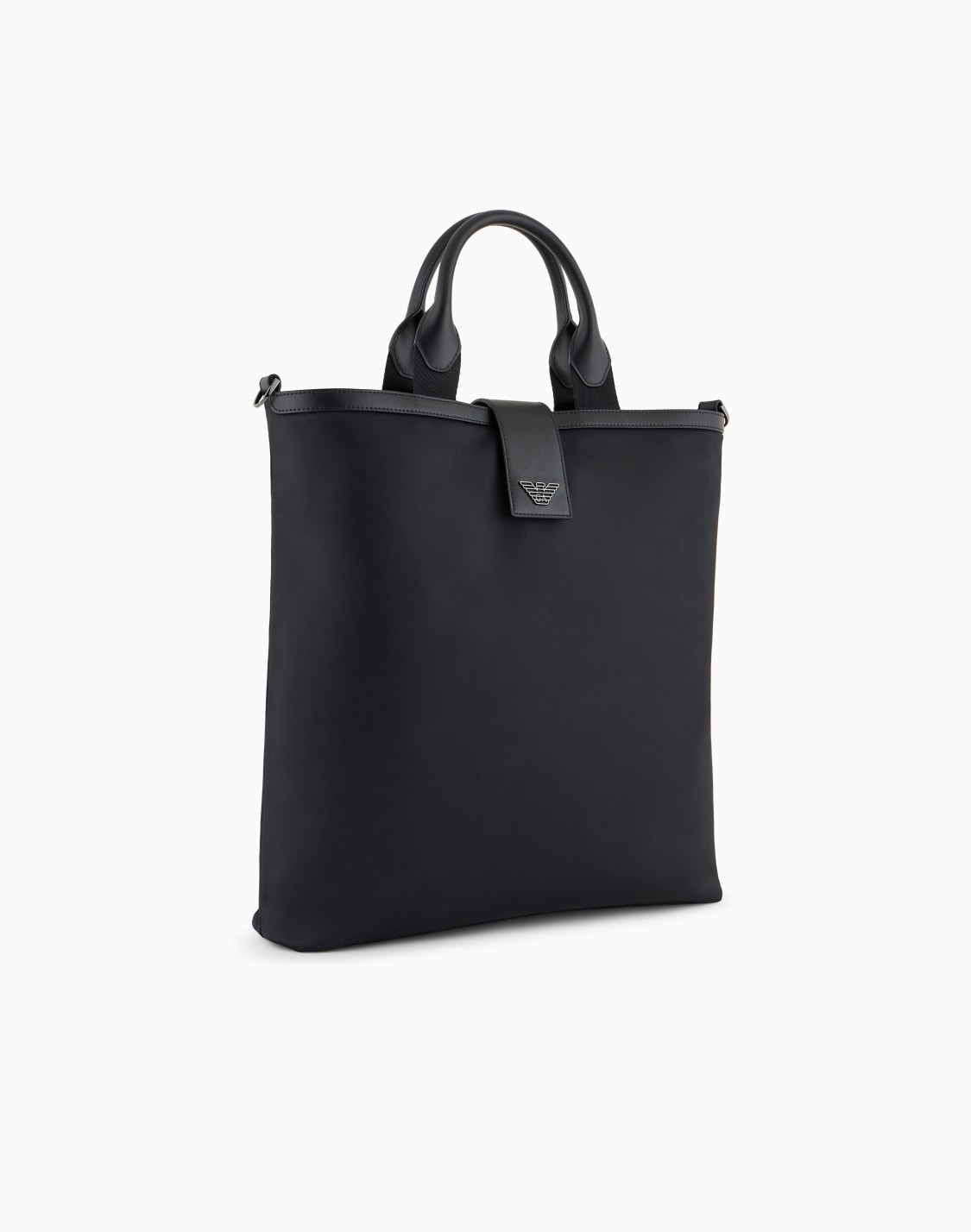 shopper-pieghevole-in-nylon-riciclato-con-tracolla-asv-nero--emporio-armani